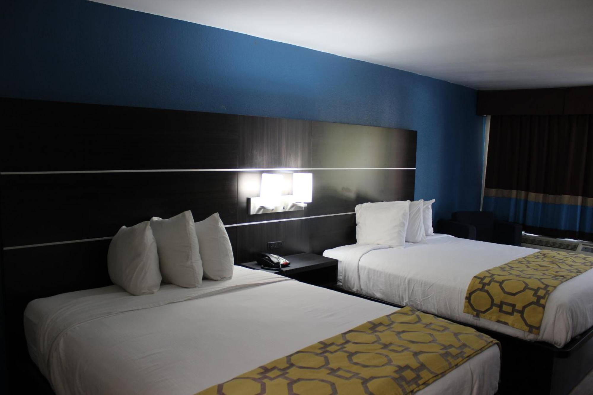 Baymont Inn & Suites Мэннинг Экстерьер фото