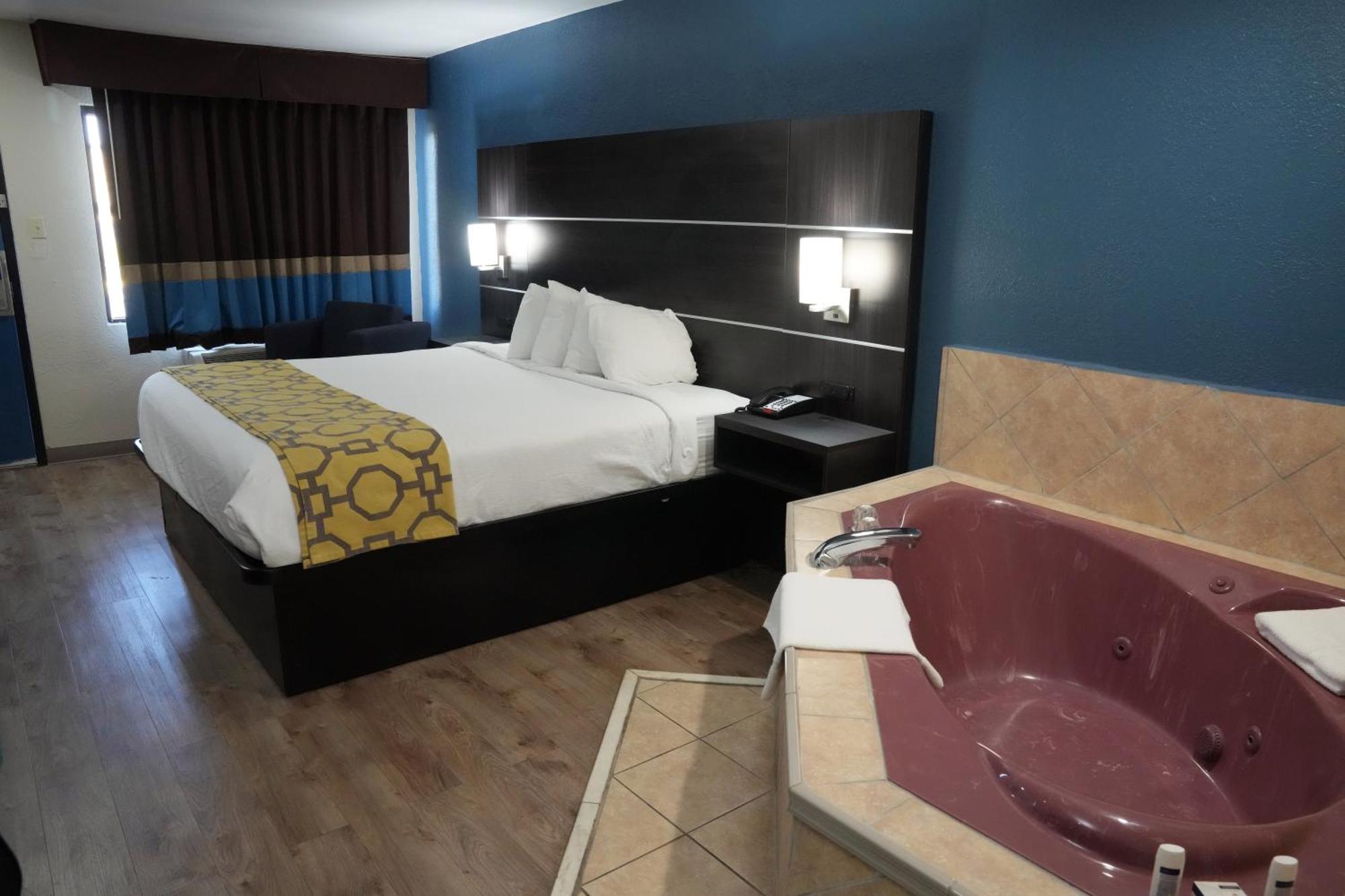 Baymont Inn & Suites Мэннинг Экстерьер фото
