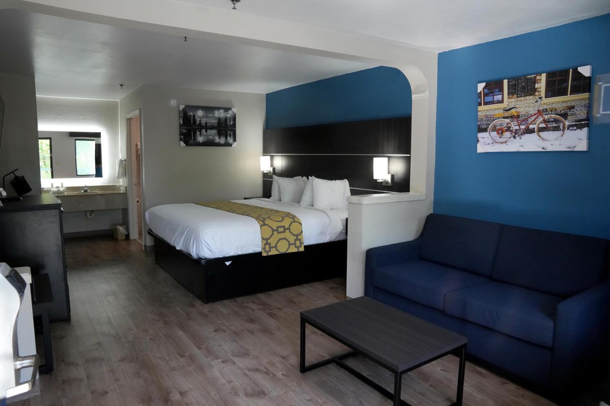 Baymont Inn & Suites Мэннинг Экстерьер фото